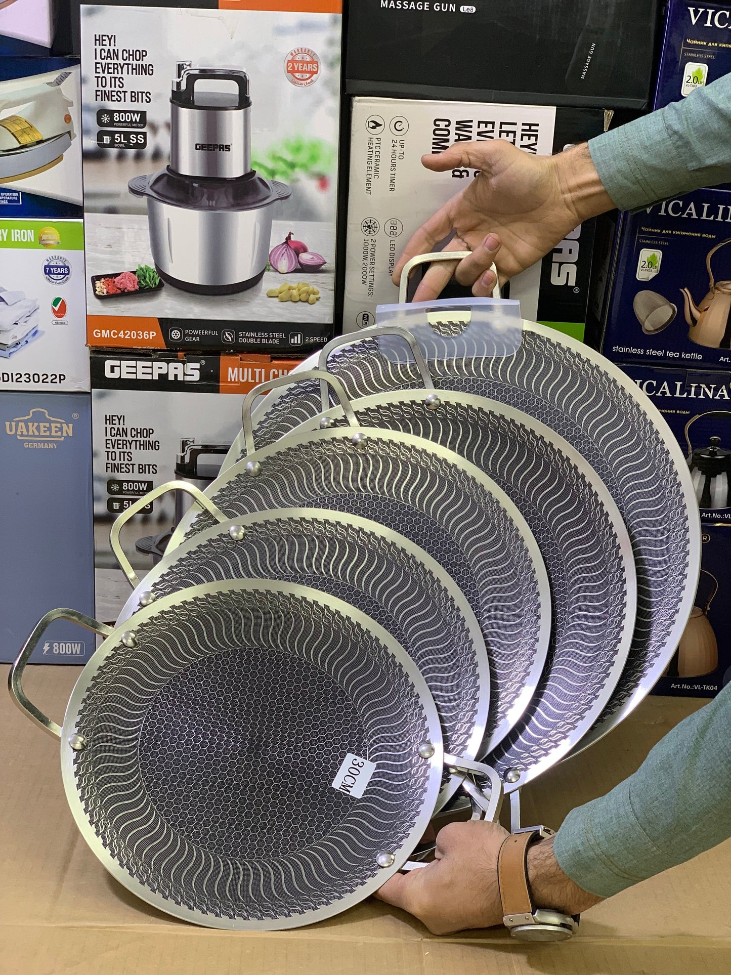 Laser coating honeycomb pattern tawa stainless steel